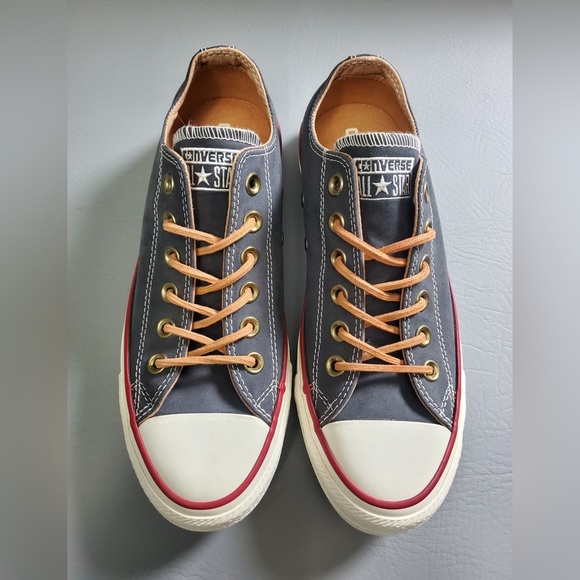 Converse Shoes - Converse Gray Microsuede Leather
Laces Low Top size 7
